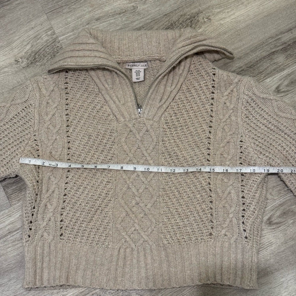 NEW Sincerely Jules Cable Knit Beige Cropped Sweater - Size XS - NEW $168 - Picture 6 of 6